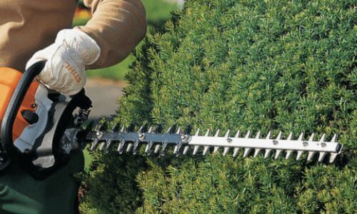 Stihl HS 45 thermal hedge trimmer review test